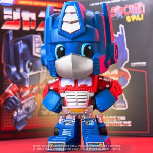 Jumbo Chan Optimus Prime 14 Vinyl Collectible