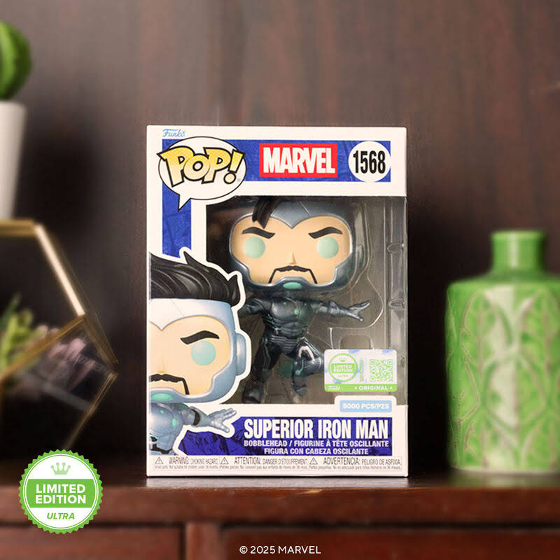 Pop! Superior Iron Man with Pop! Protector - Image 2